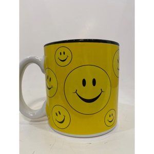 Yellow Happy Face Mug 16 oz. Black Inside/New